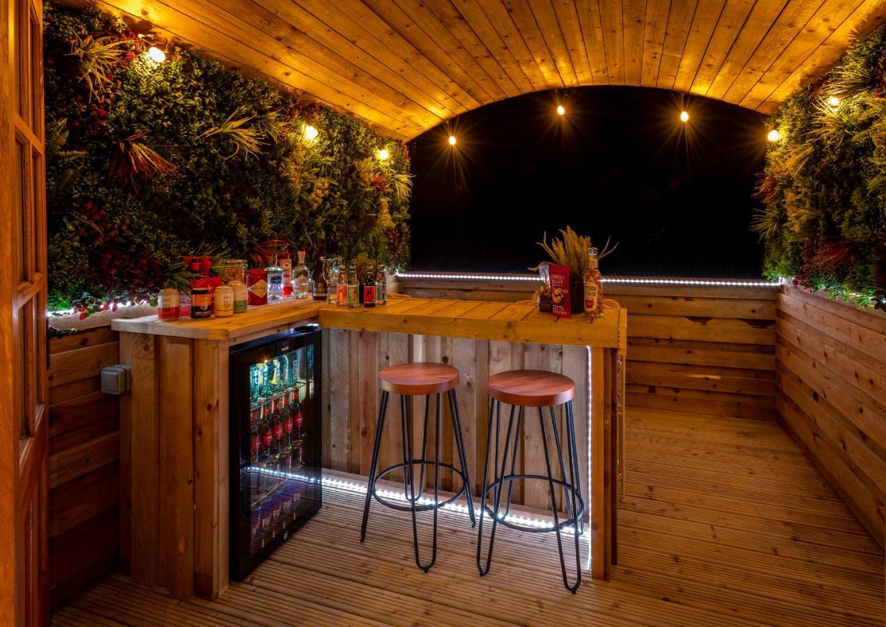 شقة Ashwood Shepherd Hut -Ockeridge Rural Retreats وورسيستير المظهر الخارجي الصورة