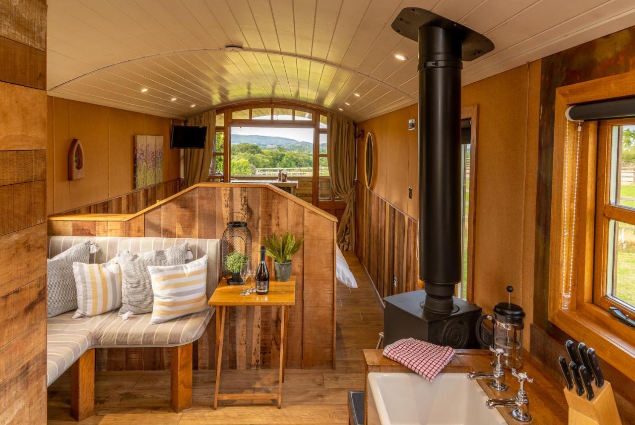 شقة Ashwood Shepherd Hut -Ockeridge Rural Retreats وورسيستير المظهر الخارجي الصورة