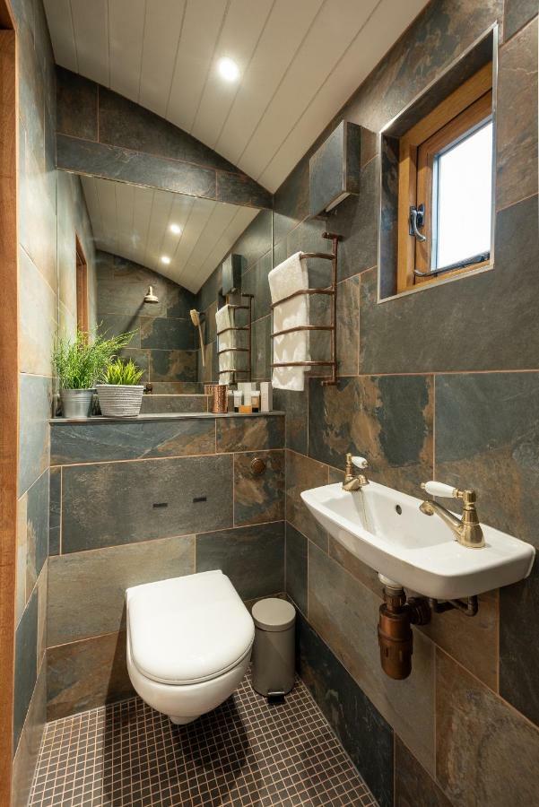 شقة Ashwood Shepherd Hut -Ockeridge Rural Retreats وورسيستير المظهر الخارجي الصورة